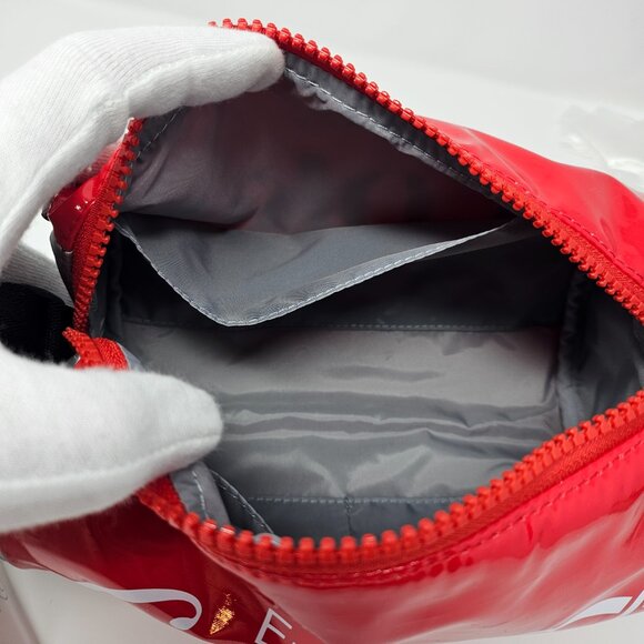 Lesportsac NWT Coke Coca-Cola Eva Crossbody Duffle Dynamic Drink - Picture 10 of 10